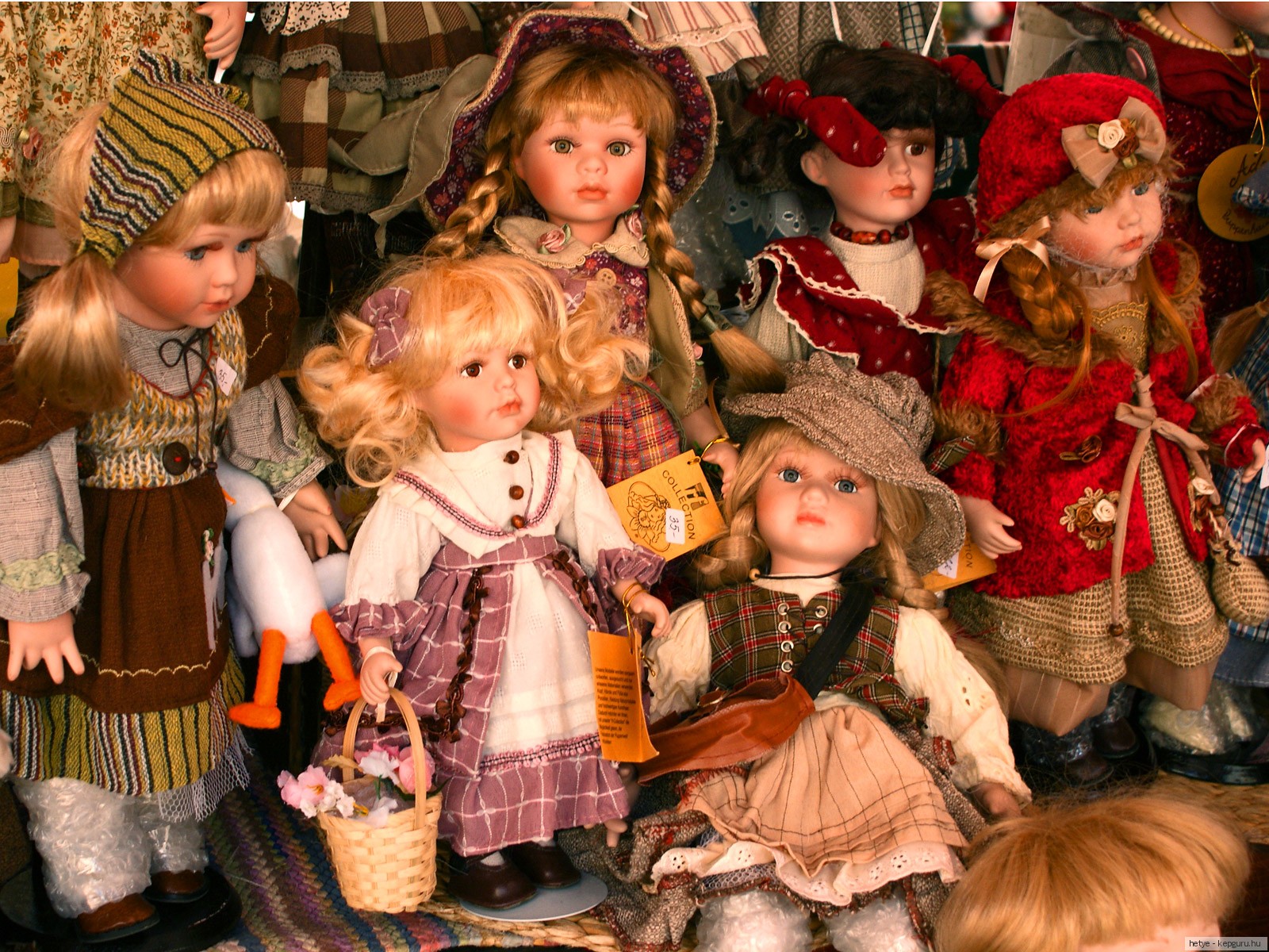 Dolls store. Куклы для детей. Современные куклы. Куклы для девочек. Европейские куклы.