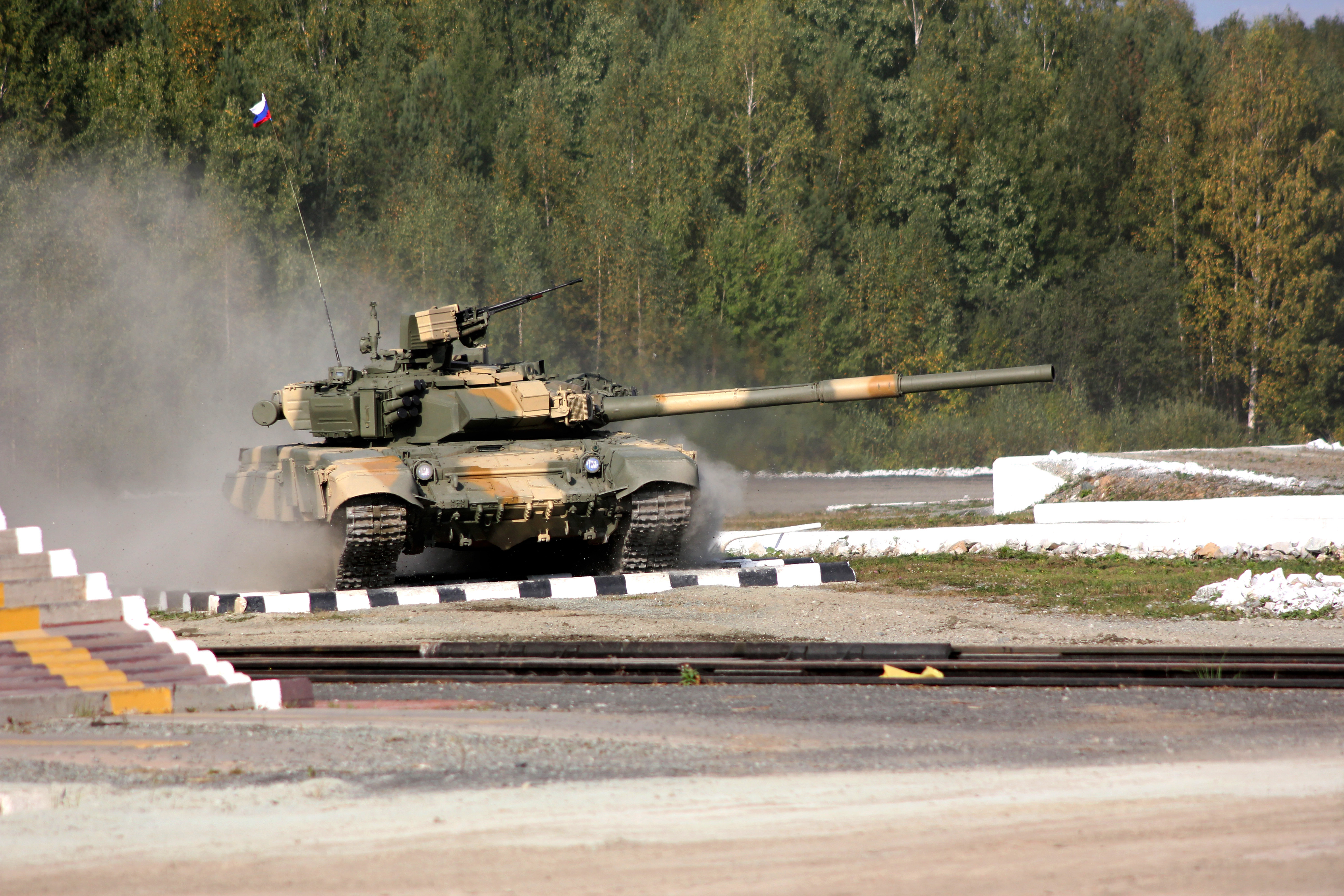 Картинки танк Армия 5184x3456 Танки военные