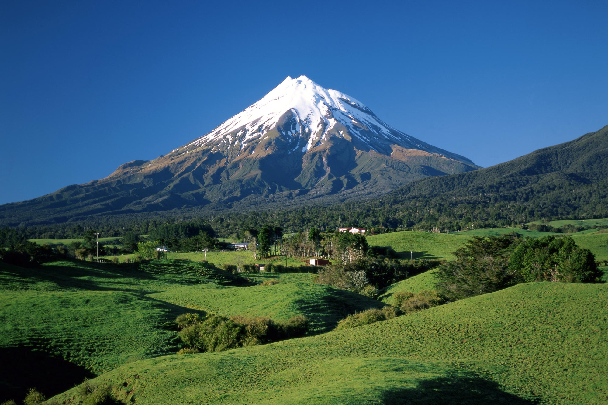 Гори. Эльбрус. Гора Эльбрус. Новая Зеландия. Новая Зеландия вершина горы.