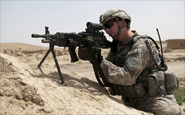Фотография Солдаты Реально . Ирак ... военные 600x375 солдат Армия