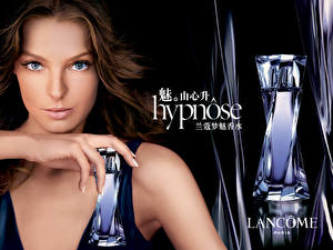 Обои Бренды