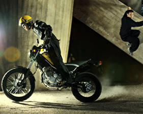 Фотографии Yamaha Мотоциклы
