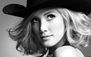 Картинка Delta Goodrem