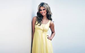 Обои Delta Goodrem