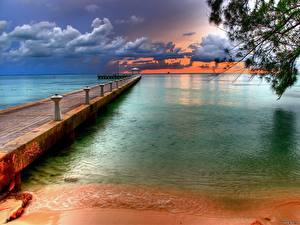 Картинка Берег Причалы Природа