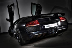 Фотография Lamborghini Открытая дверь машины