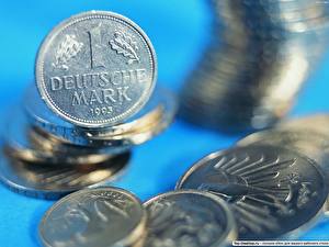 Фотография Деньги Монеты 1 Deutsche mark