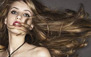 Картинка Эмма Робертс