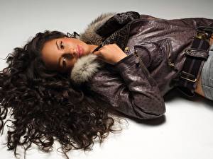 Фотографии Alicia Keys Куртка