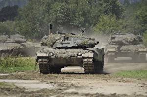 Обои для рабочего стола Танк Леопард 2 Камуфляж Leopard 2A4 Армия