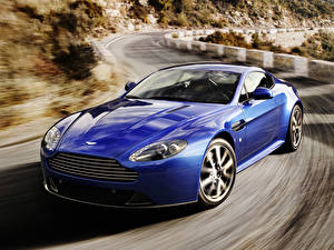 Фотографии Aston Martin