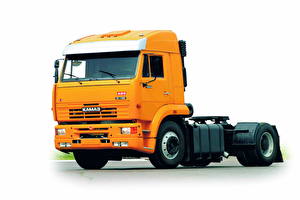 Картинки Грузовики КАМАЗ Автомобили