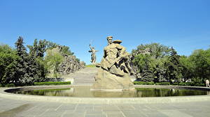 Фотография Скульптуры Волгоград Мамаев-Курган Площадь стоявших насмерть