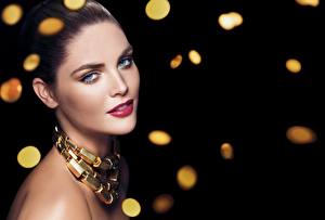 Обои для рабочего стола Hilary Rhoda Девушки