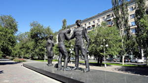 Фотография Памятники Волгоград Комсомольцам