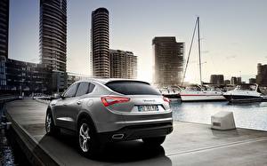 Обои Мазерати машина