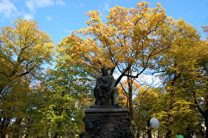 Фото Санкт-Петербург памятник Крылову в Летнем саду Города