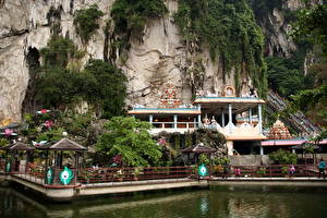 Картинки Малайзия Малайзия. Селангор. Batu Caves Города
