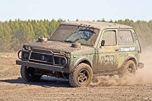 Фотография Российские авто в грязи