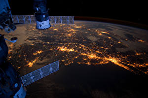 Картинка Орбитальные станции Космос