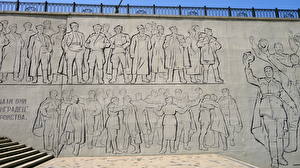 Картинка Памятники Волгоград Мамаев курган, Стена с барельефами