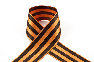 Фотографии Праздники День Победы Белый фон георгиевская ленточка