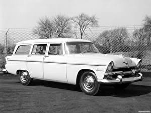Фотография Плимут Belvedere Suburban Wagon 1955 авто
