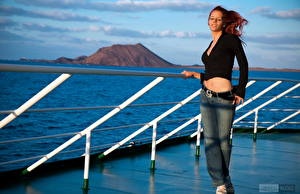 Обои Piper Fawn Девушки