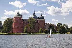 Картинка Замок Швеция Небо Облачно Gripsholms город