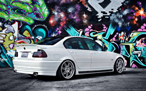 Фотография BMW Граффити Белый машины