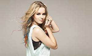 Фотографии Bridgit Mendler Взгляд Лица Волос Знаменитости Девушки