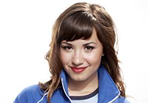 Фото Деми Ловато Лица Взгляд Улыбается Брюнетка Волос