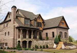 Фотографии Здания Особняк Окно Из кирпича Города