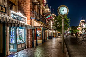Фото США Здания Диснейленд Улица Ночь HDRI Тротуар Окно Калифорнии Анахайм