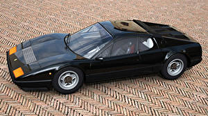 Картинки Ferrari Черная Сбоку машины