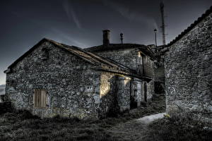 Картинка Здания Португалия Каменные Ночью Каминья город