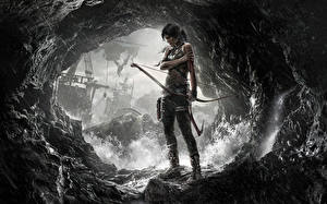 Фото Tomb Raider Tomb Raider 2013 Лучники Лара Крофт Пещеры Игры Девушки