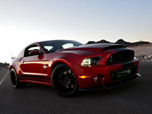 Обои для рабочего стола Ford Красная Фар Спереди Shelby GT500 Super Snake Wide Body автомобиль
