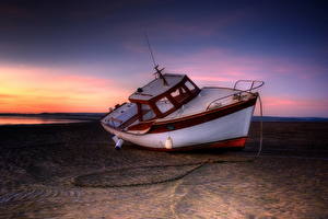 Картинки Лодки Песок HDR