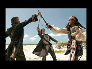 Картинки Пираты Карибского моря Пираты Карибского моря 2 - Сундук мертвеца Джонни Депп