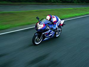 Картинка Спортбайк Suzuki Мотоциклы